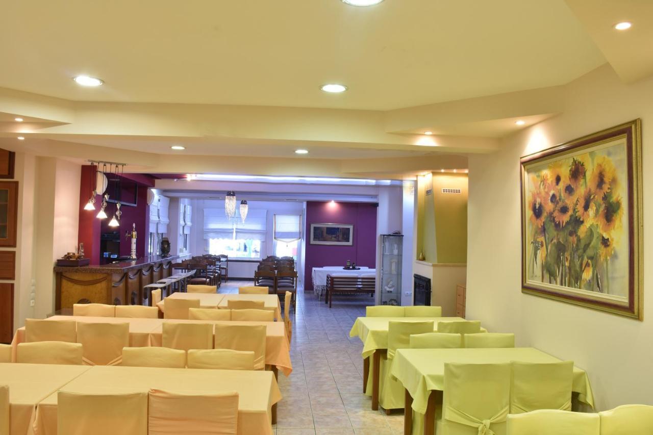 Hotel Erato Paralía Buitenkant foto