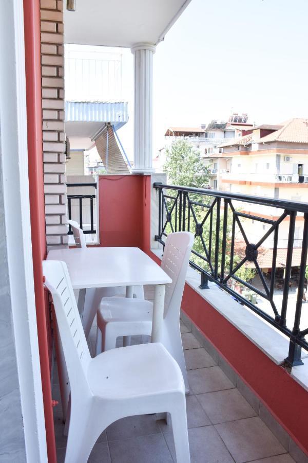 Hotel Erato Paralía Buitenkant foto